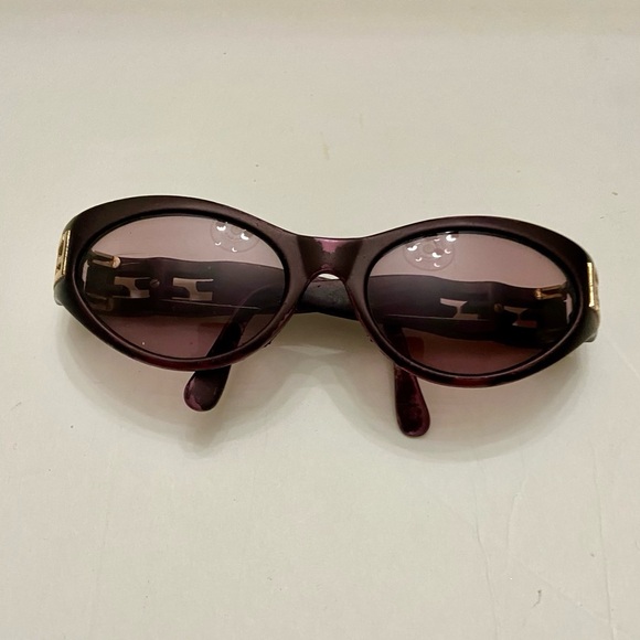 Vintage, Fendi Burgundy Bi-Focal with Case (5.5in x 1.75in x 2.5in) - Picture 2 of 14